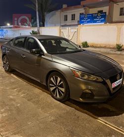 نيسان ألتيما